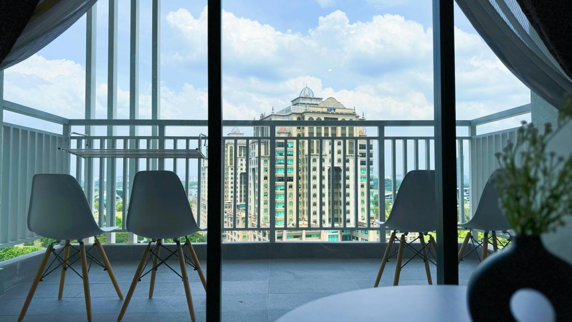 Apartment Antara Air-con Facing View