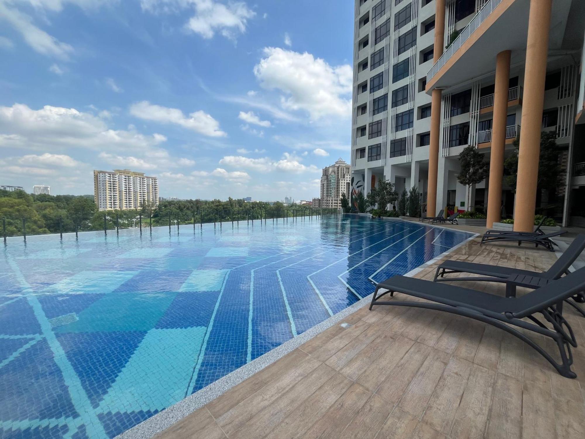 Apartment Antara Air-con Facing View