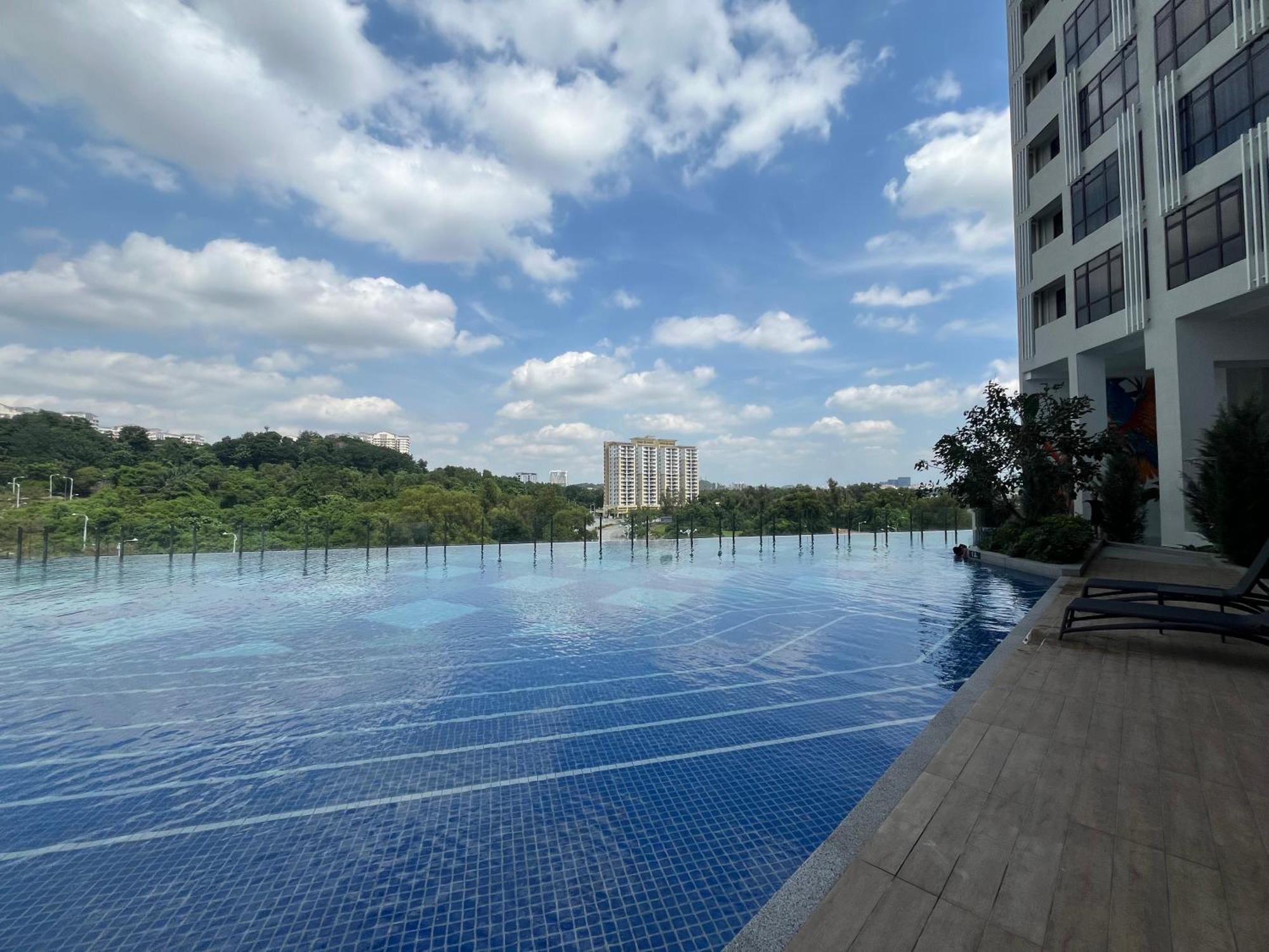 Antara Air-con Facing View Putrajaya