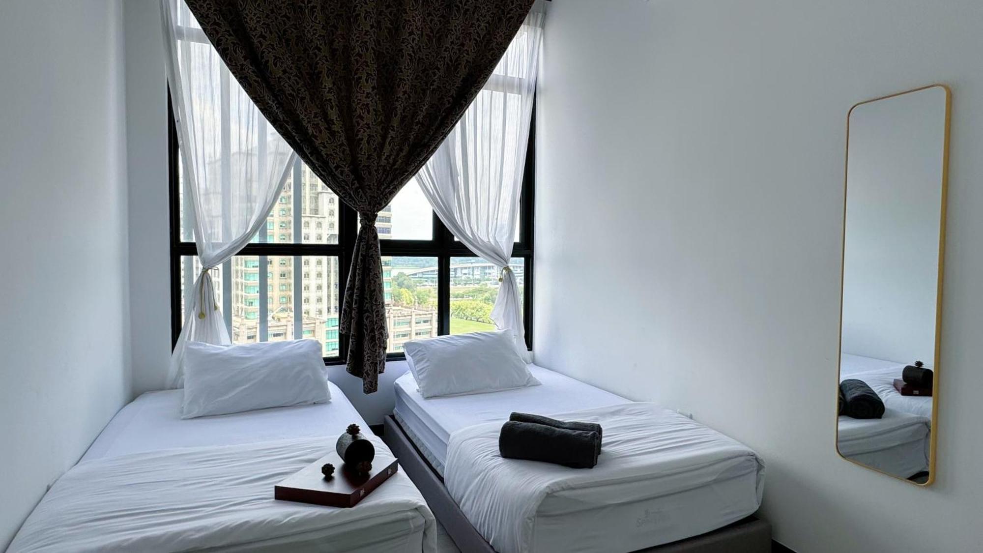 Antara Air-con Facing View